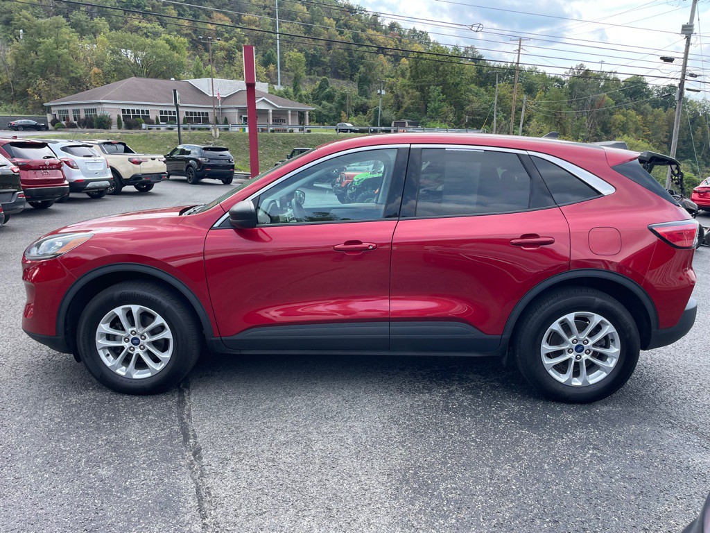 2022 Ford Escape Image 3