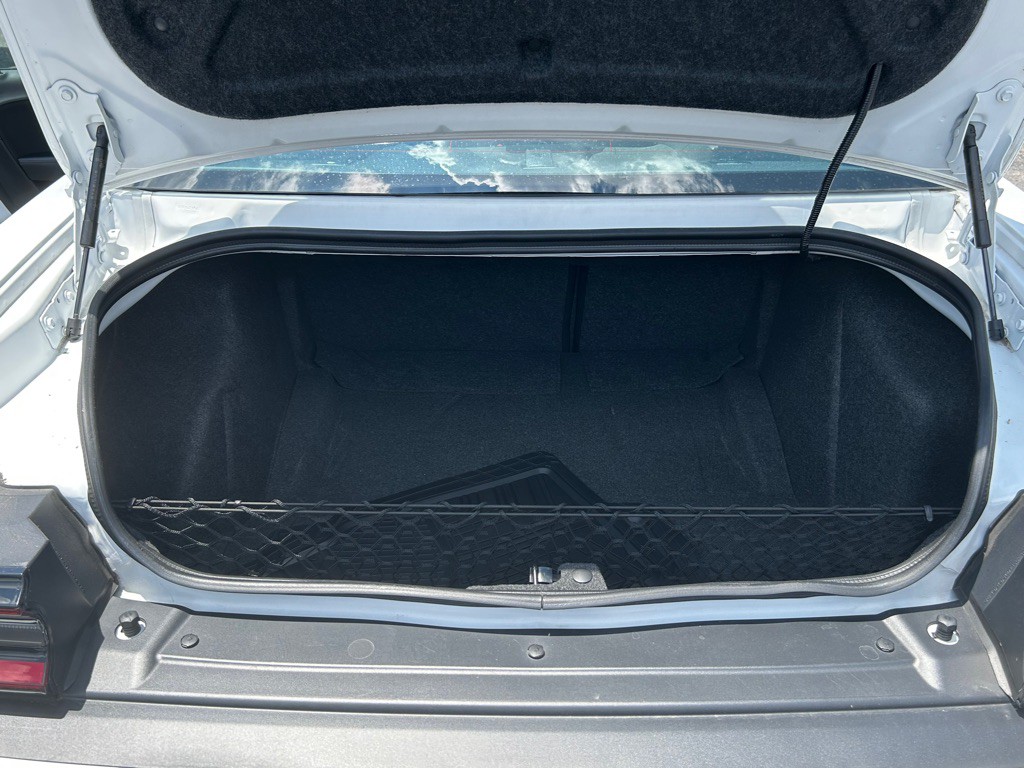 2021 Dodge Challenger Image 18