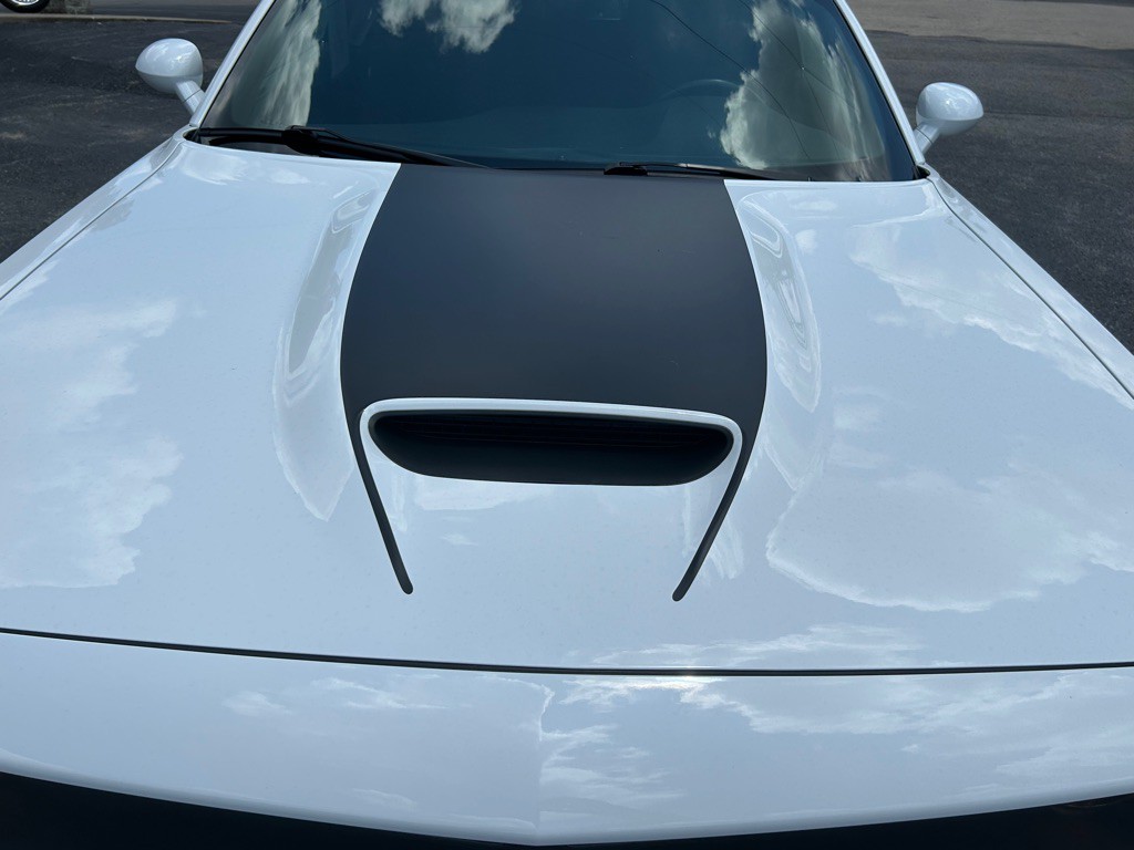 2021 Dodge Challenger Image 25