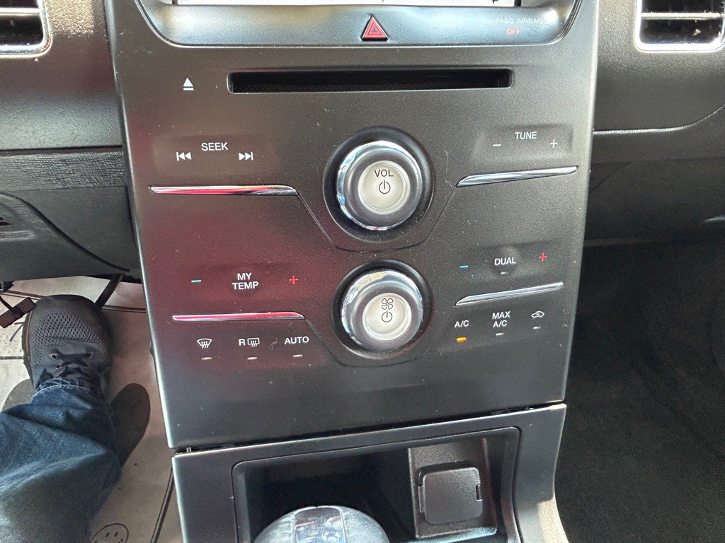 2016 Ford Flex Image 16