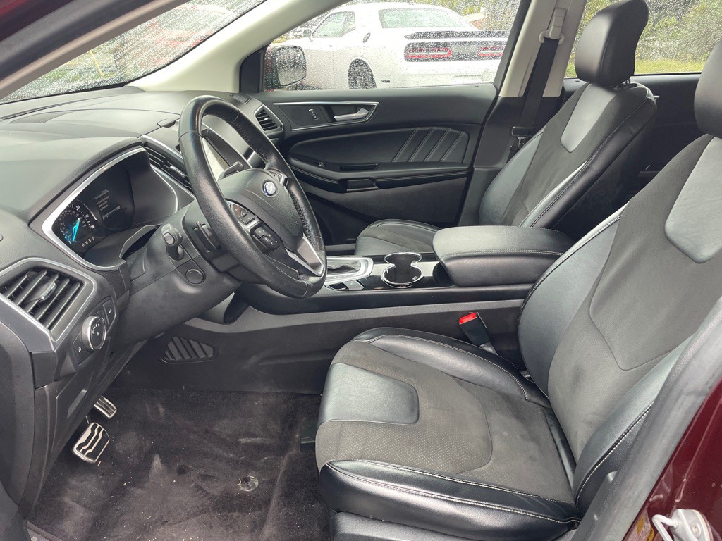 2017 Ford Edge Image 9