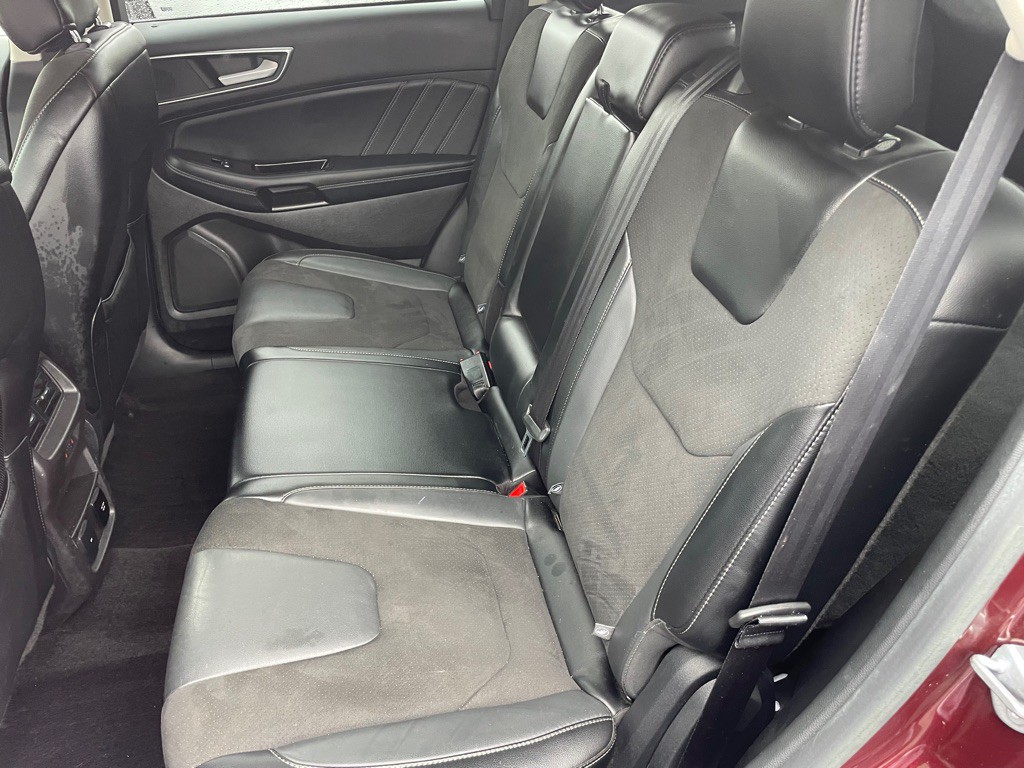 2017 Ford Edge Image 11