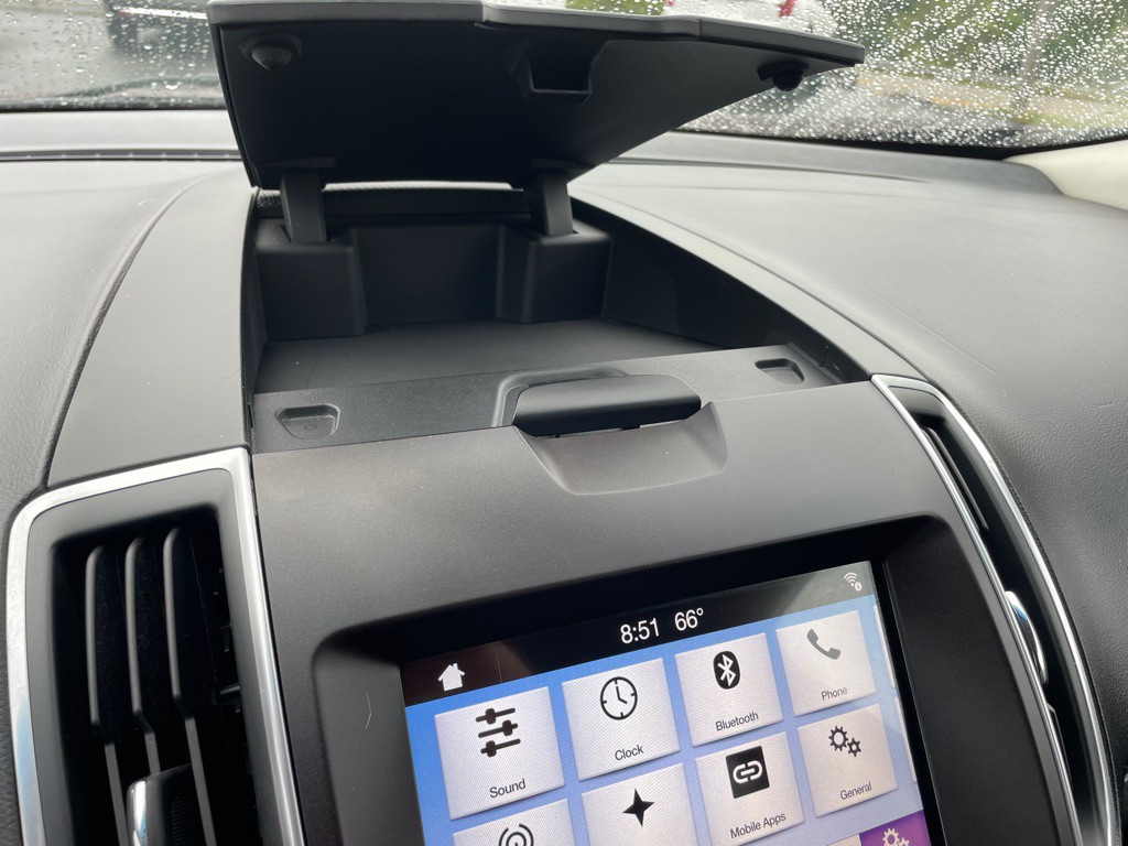 2017 Ford Edge Image 27