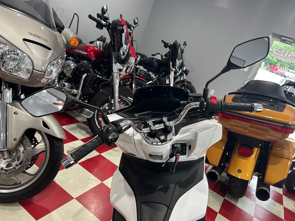 2022 Honda Pcx150 Abs Image 5