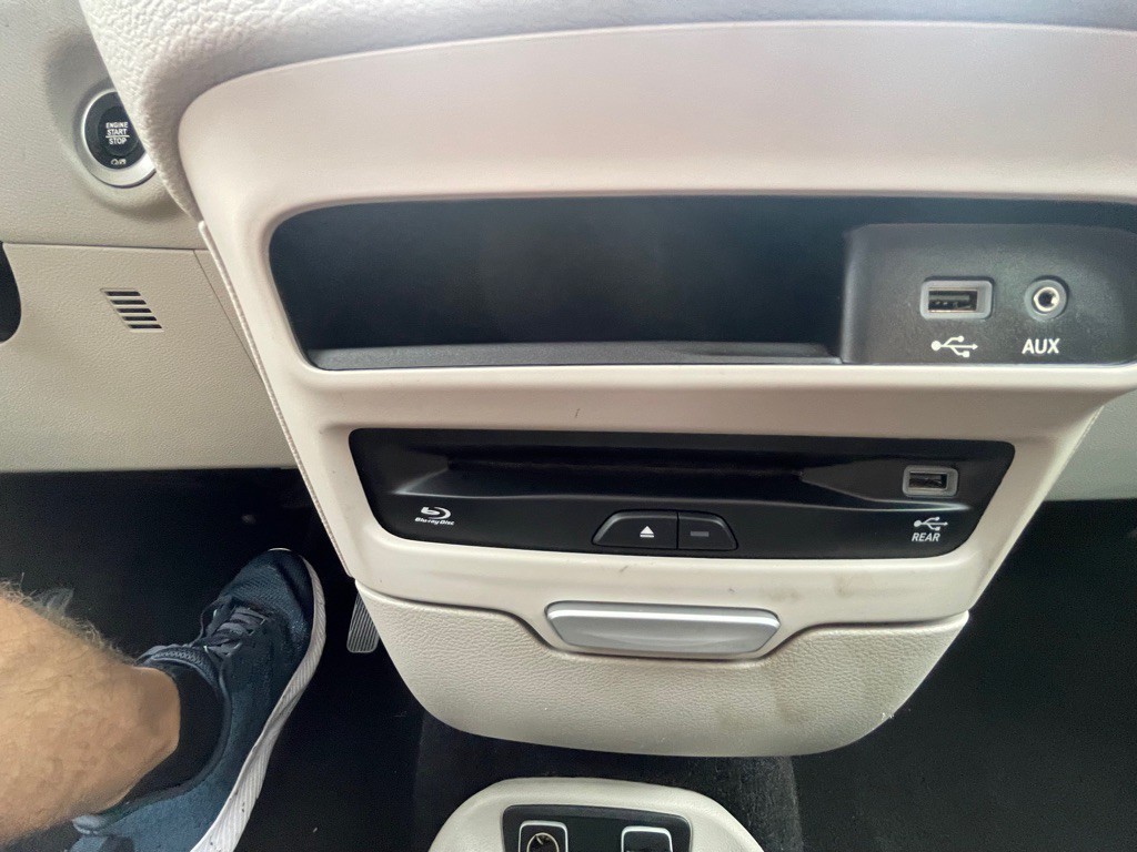 2018 Chrysler Pacifica Image 23