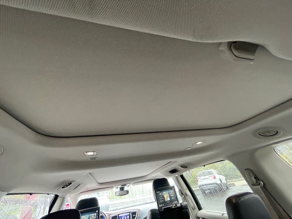 2018 Chrysler Pacifica Image 32