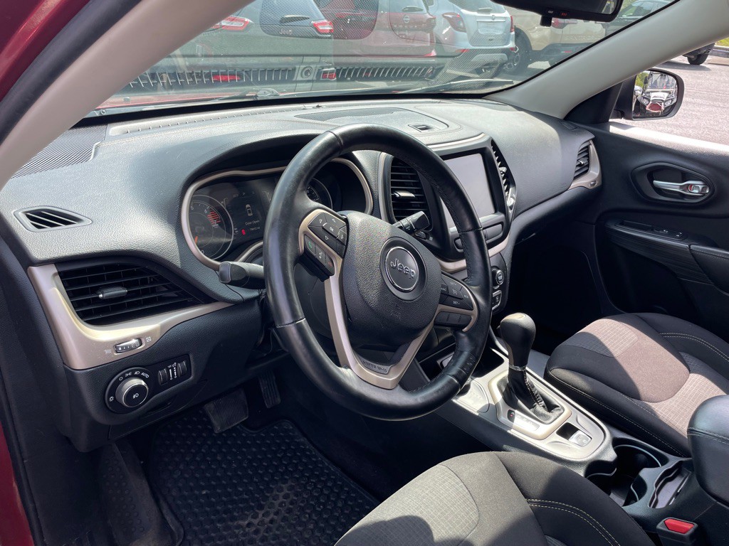 2016 Jeep Cherokee Image 6