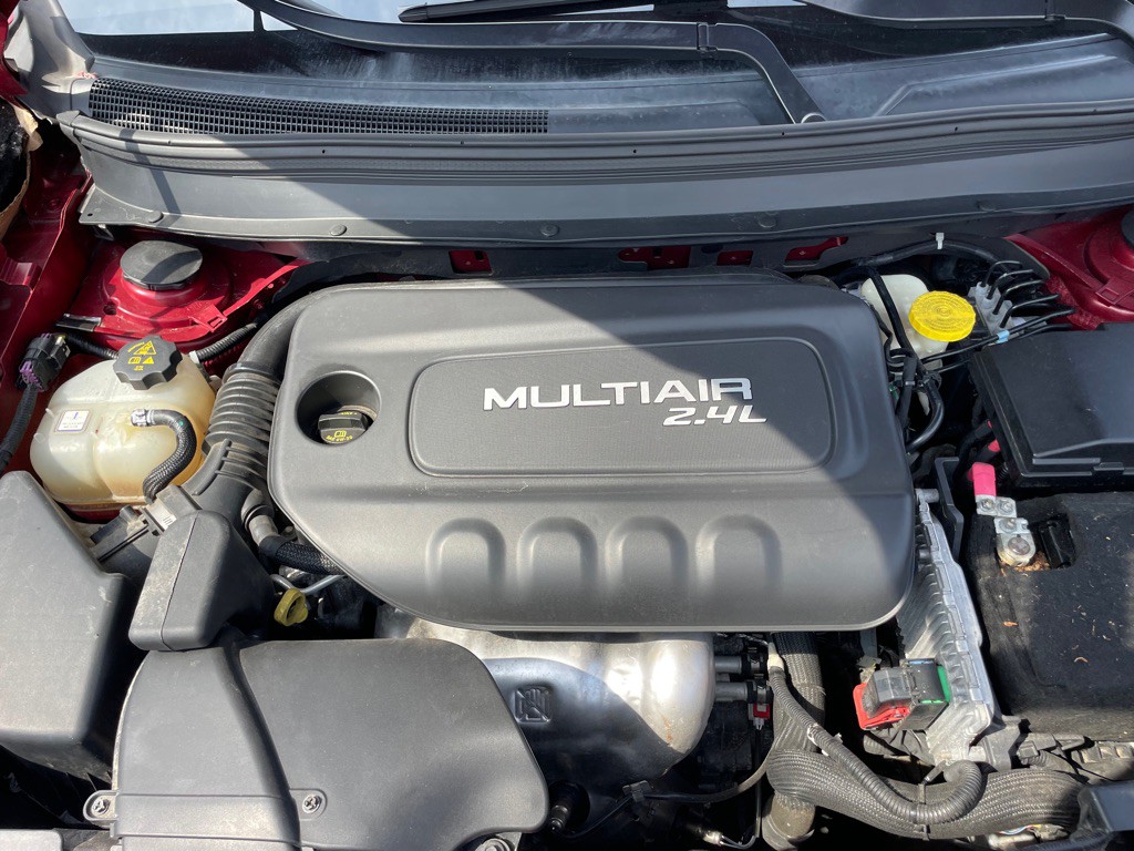 2016 Jeep Cherokee Image 24