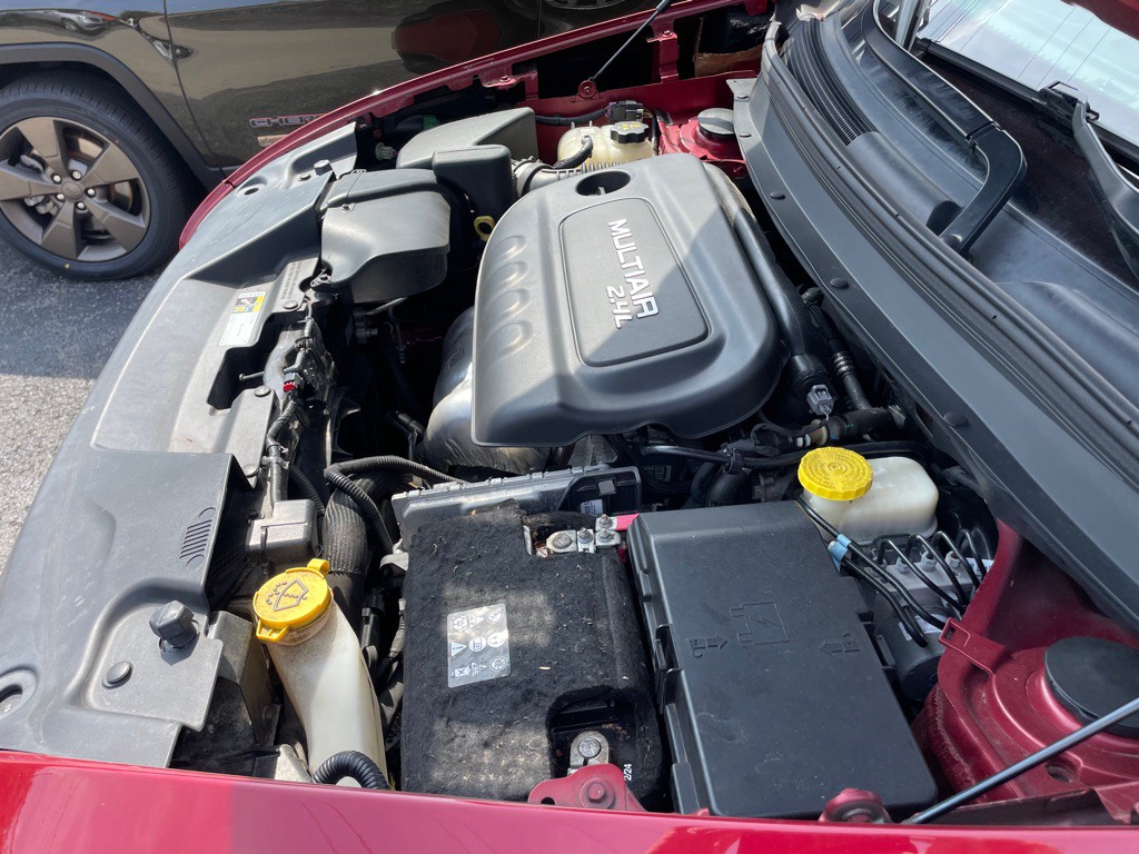 2016 Jeep Cherokee Image 25