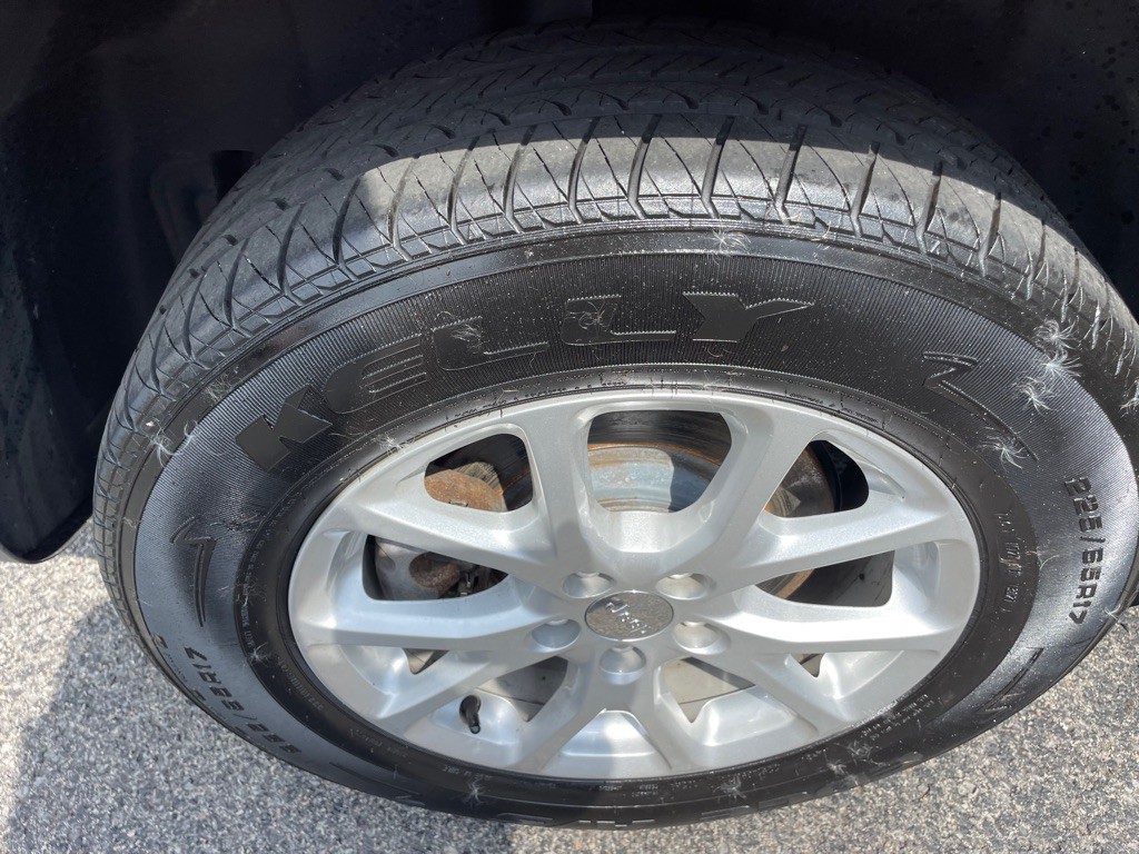 2016 Jeep Cherokee Image 28