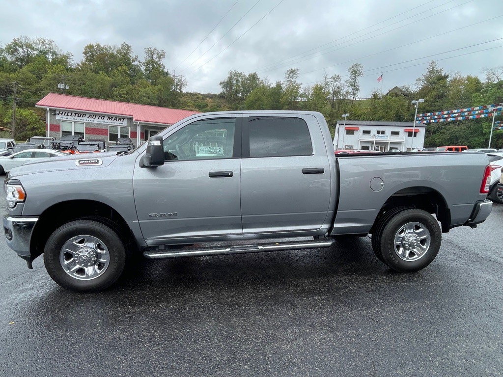 2024 RAM 2500 Image 3