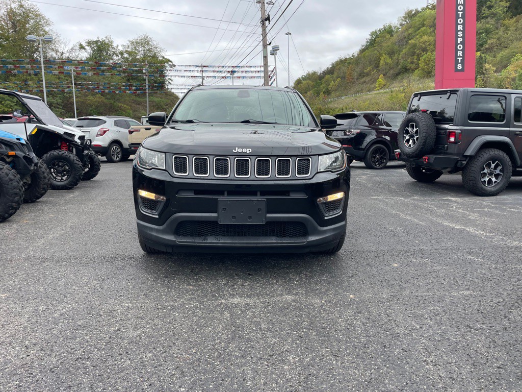 2017 Jeep Compass Image 2