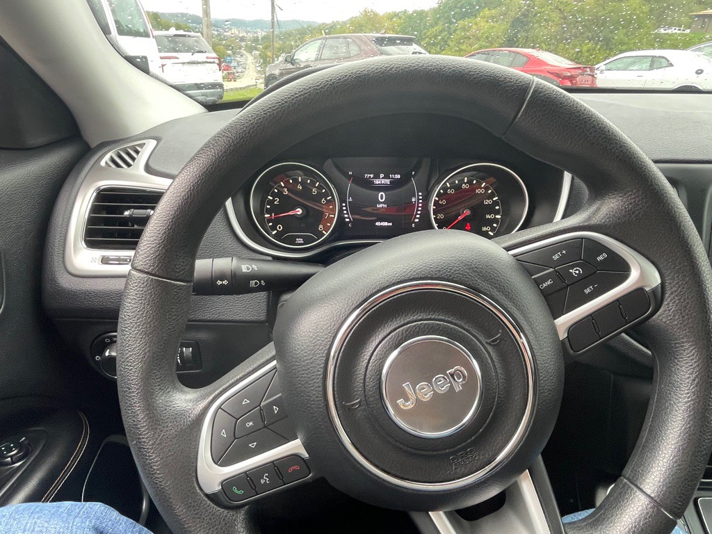2017 Jeep Compass Image 7