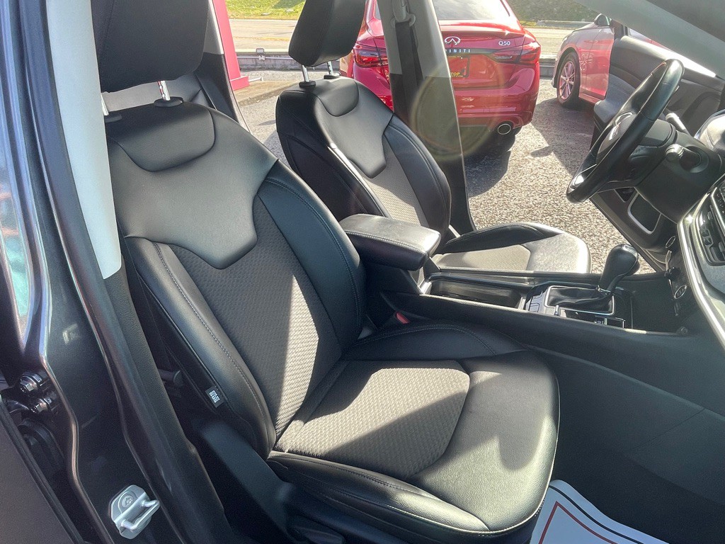 2022 Jeep Compass Image 10