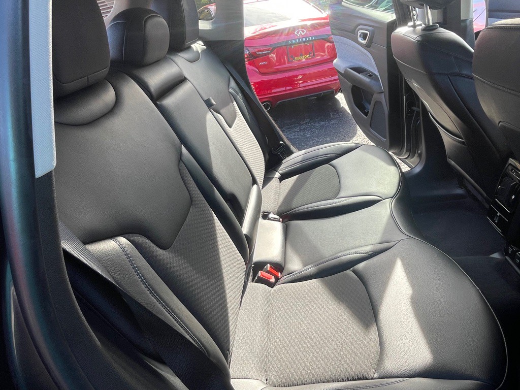 2022 Jeep Compass Image 13