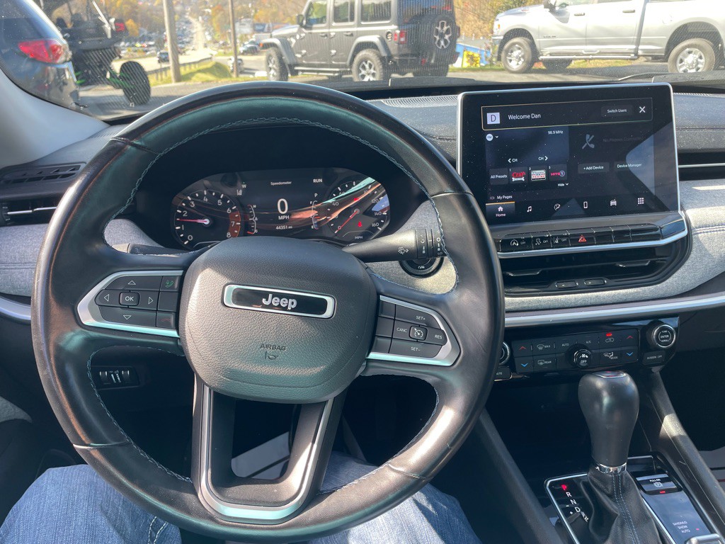 2022 Jeep Compass Image 16