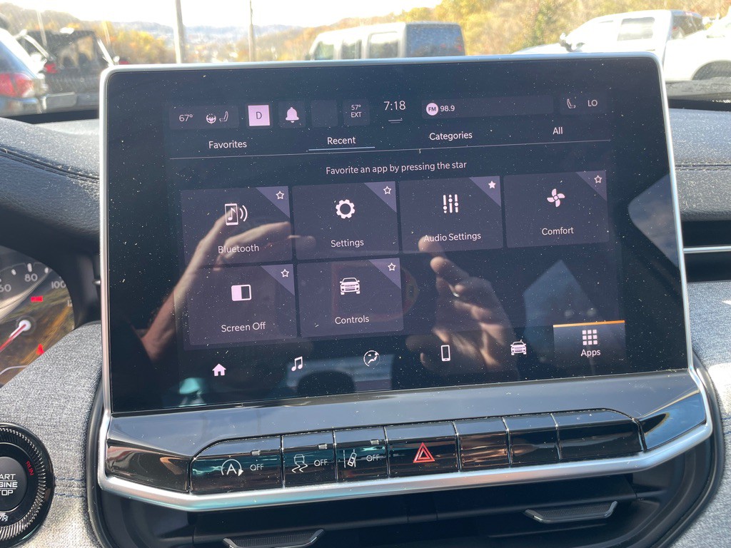 2022 Jeep Compass Image 17