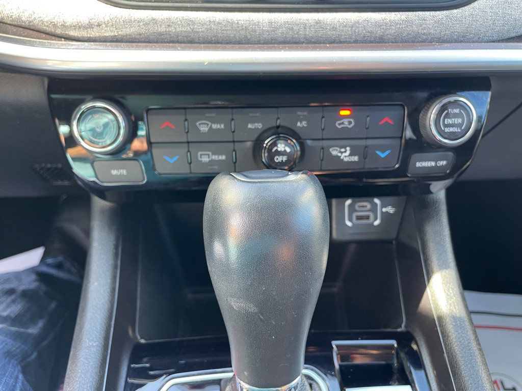 2022 Jeep Compass Image 20