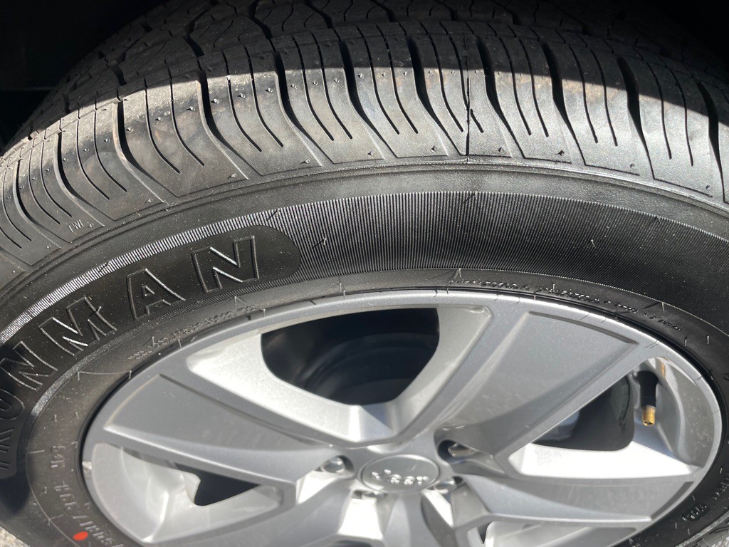 2022 Jeep Compass Image 30