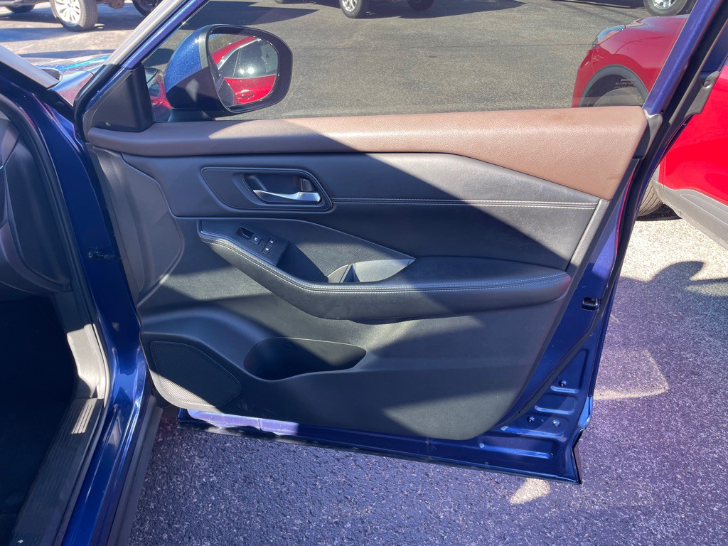 2023 Nissan Rogue Image 8