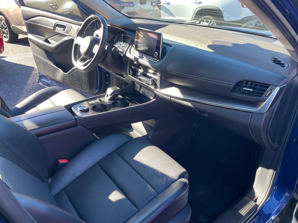 2023 Nissan Rogue Image 9
