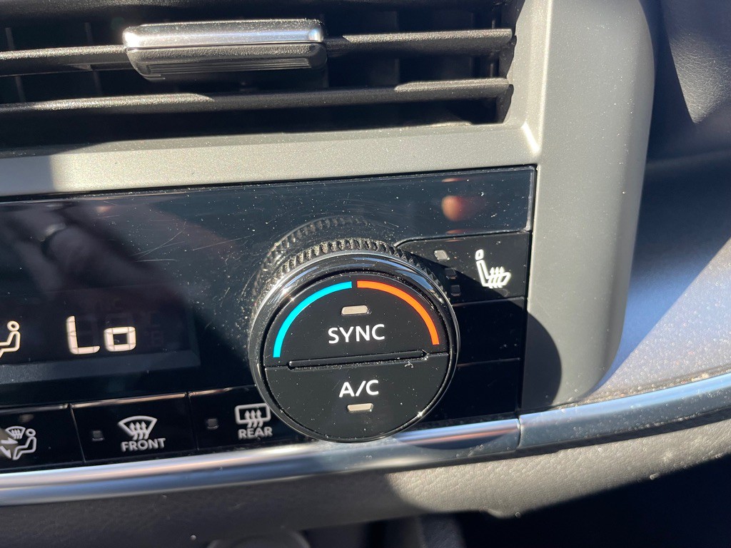 2023 Nissan Rogue Image 14