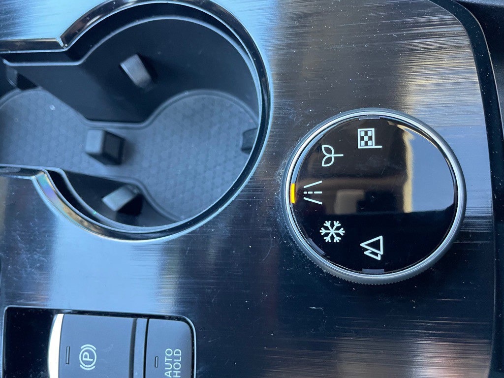 2023 Nissan Rogue Image 18