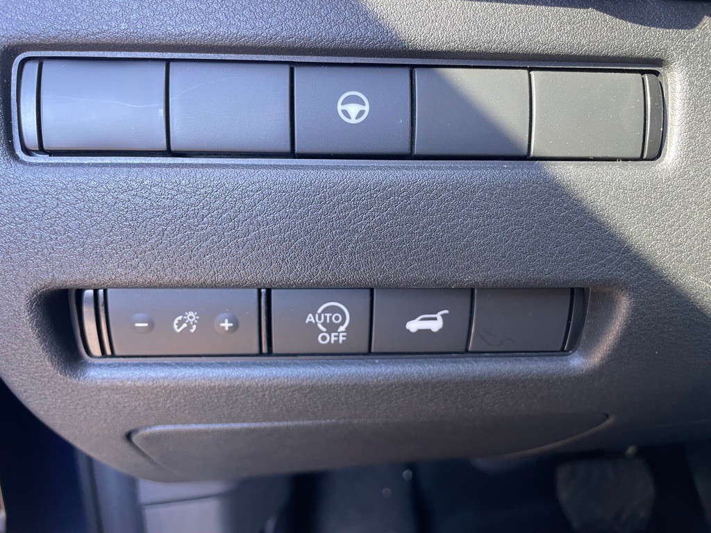 2023 Nissan Rogue Image 23