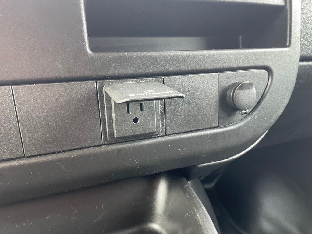 2023 Chevrolet Express Image 12