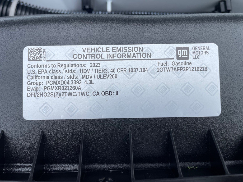 2023 GMC Savana Image 14