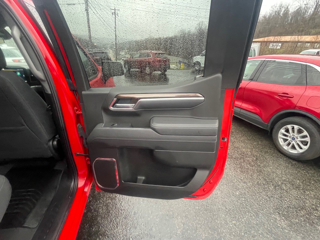 2025 Chevrolet Silverado 1500 Image 7