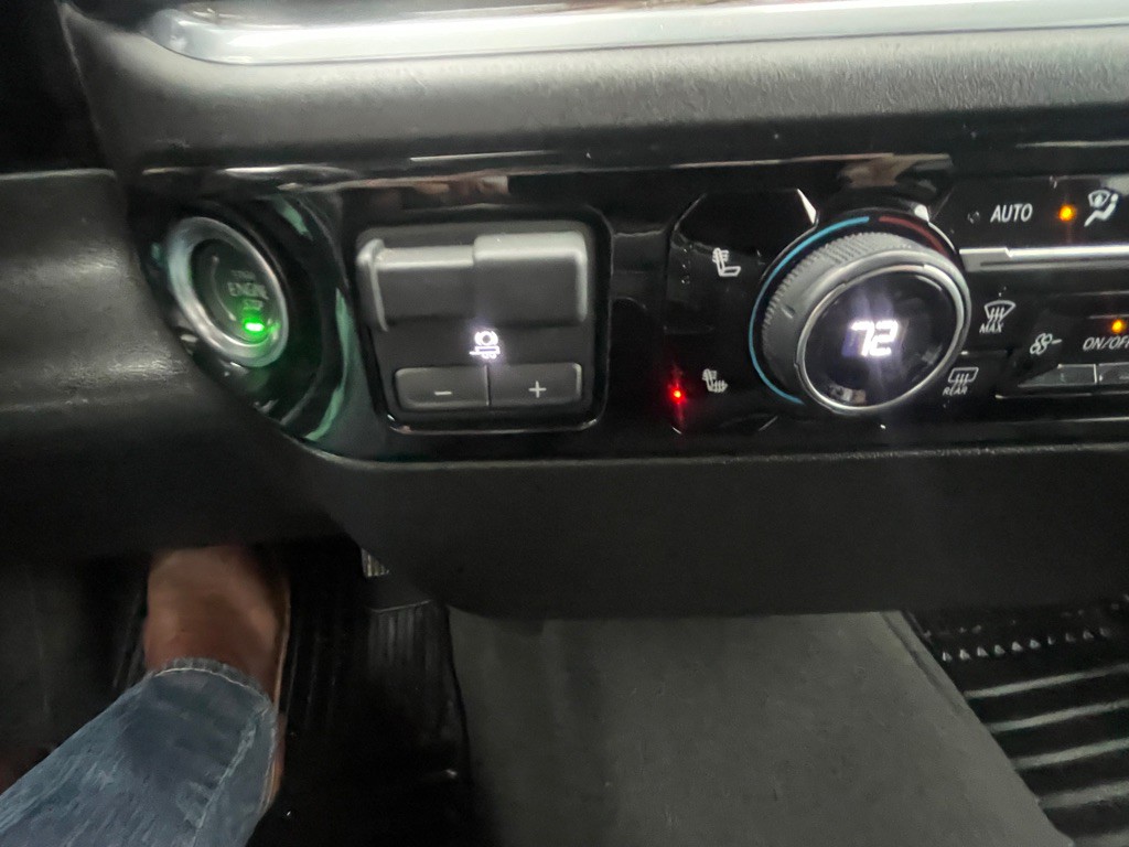 2025 Chevrolet Silverado 1500 Image 18