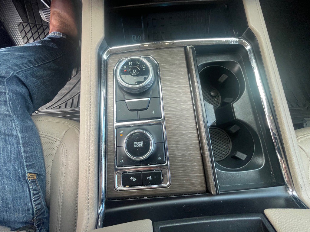 2024 Ford Expedition Image 14