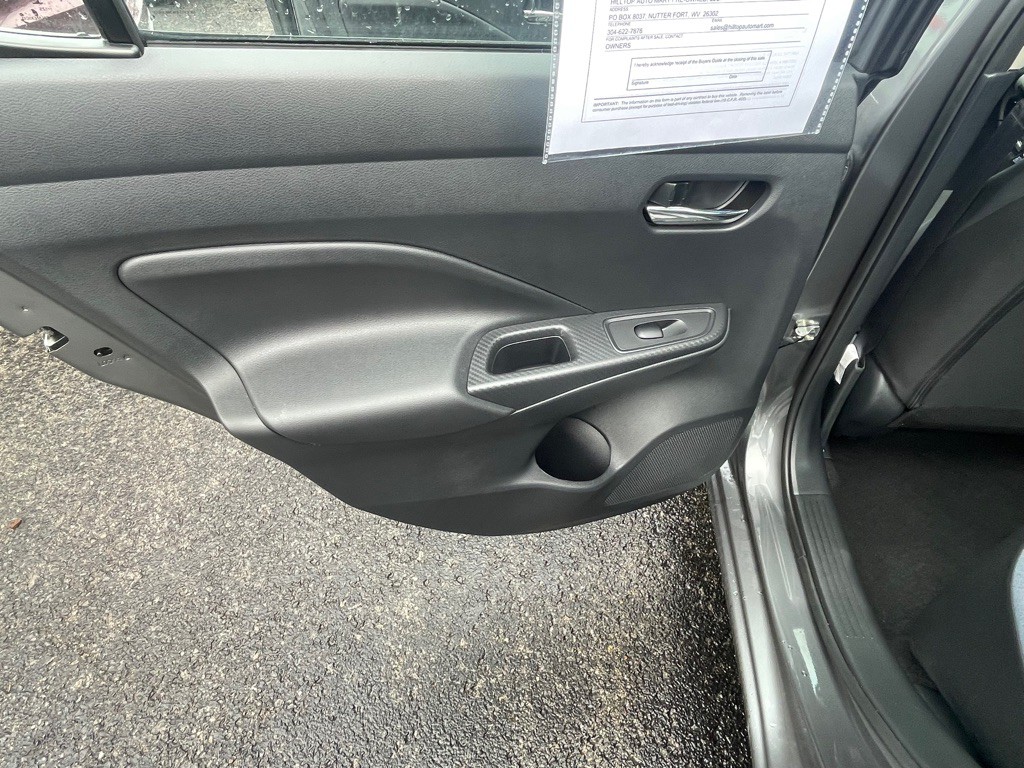 2025 Nissan Versa Image 18