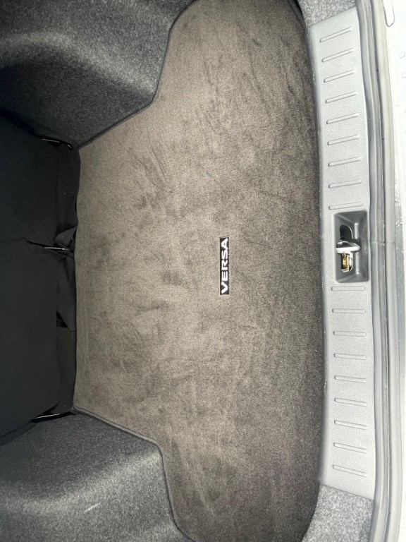 2025 Nissan Versa Image 28