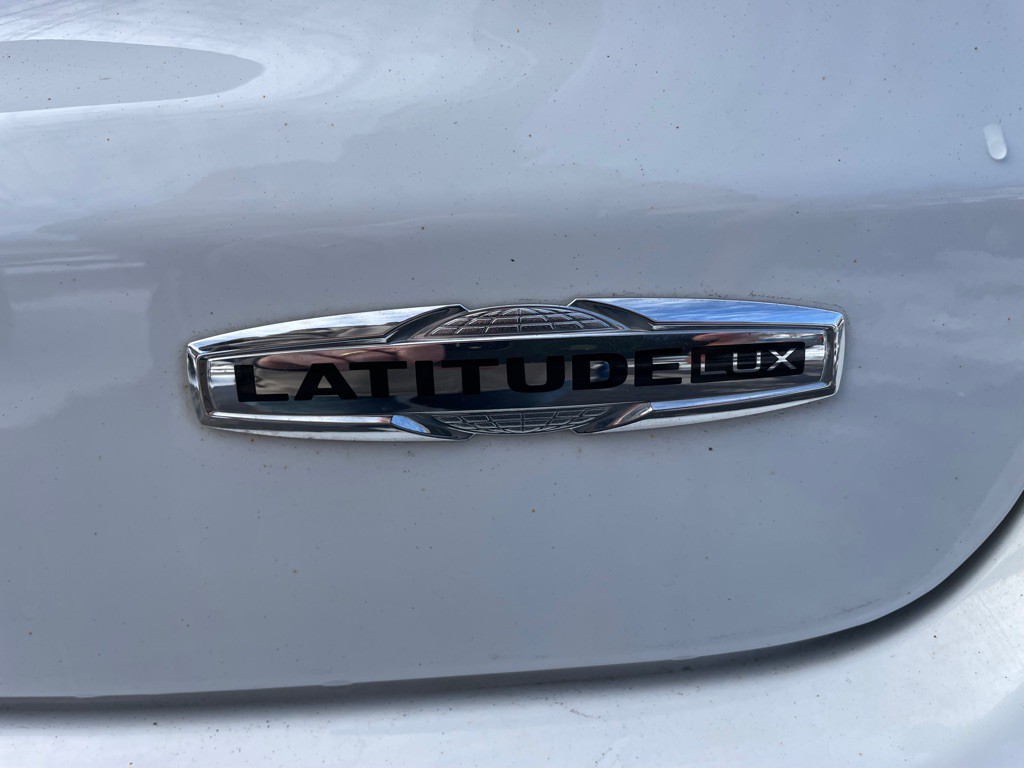 2022 Jeep Compass Image 5