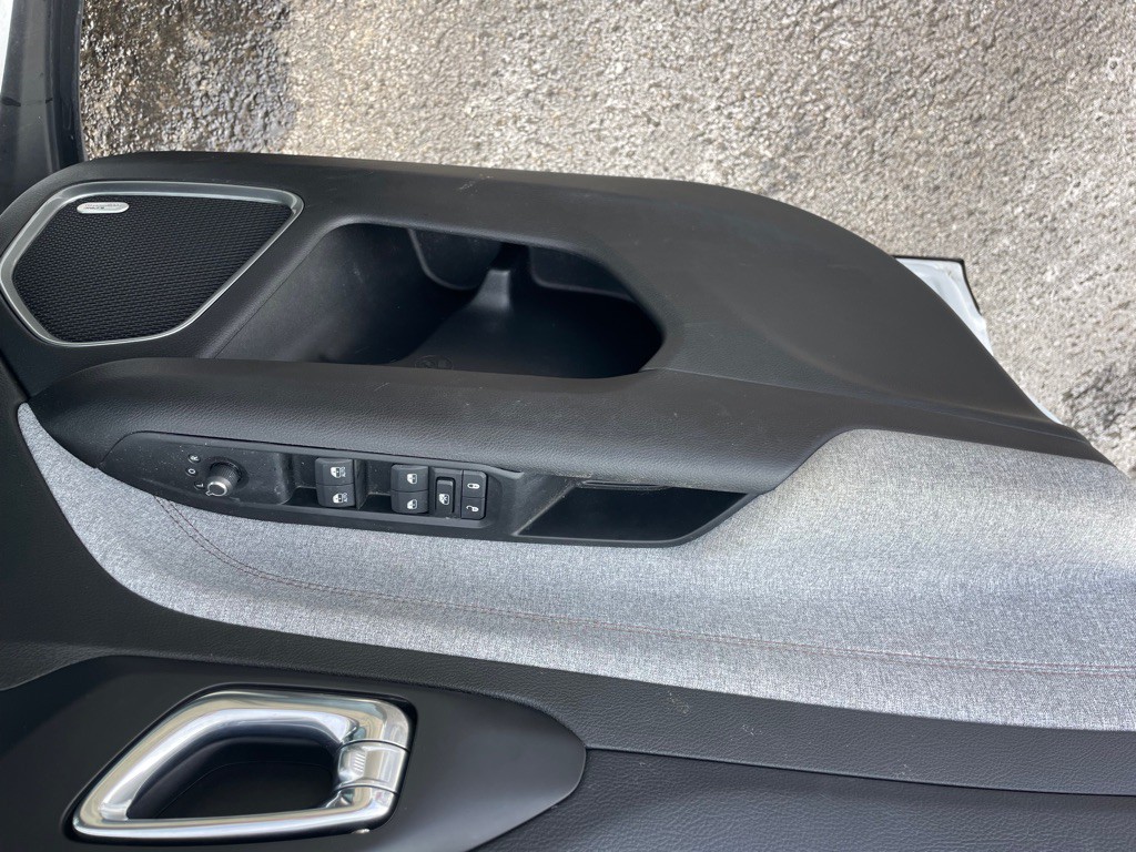 2022 Jeep Compass Image 16