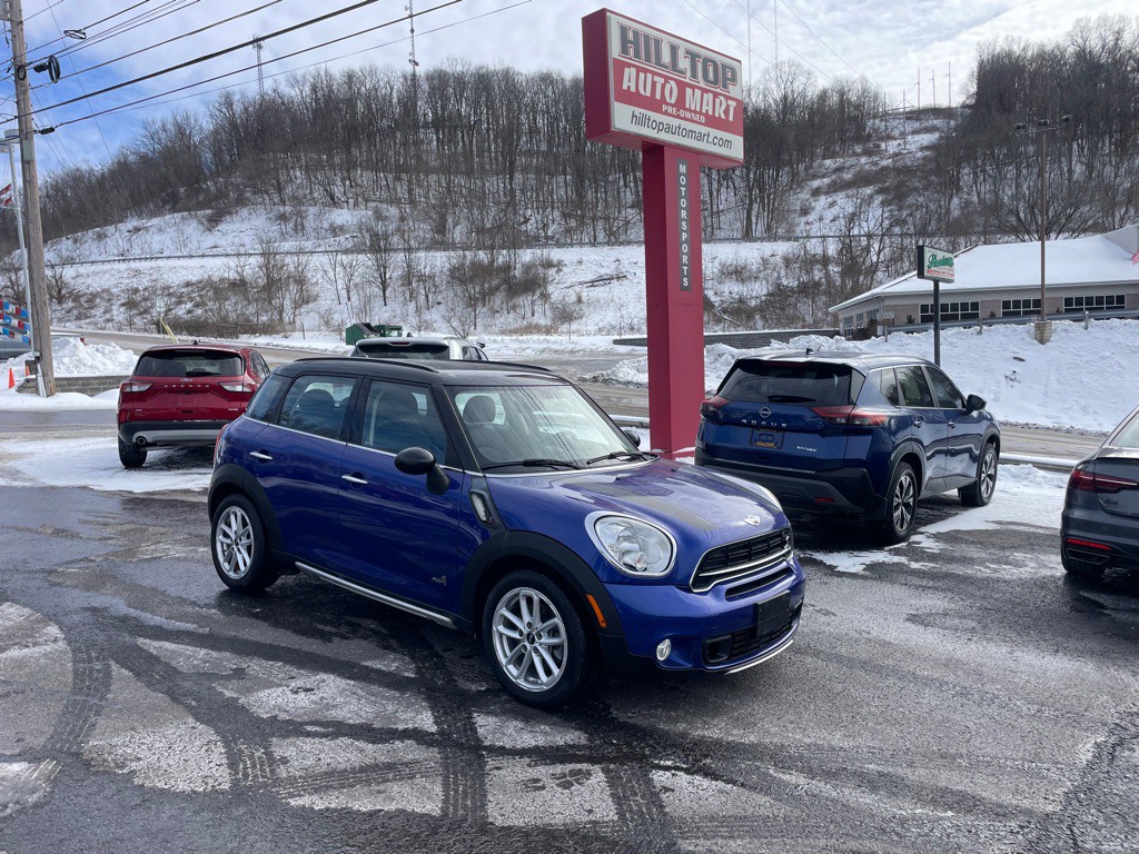 2015 MINI Cooper Image 1