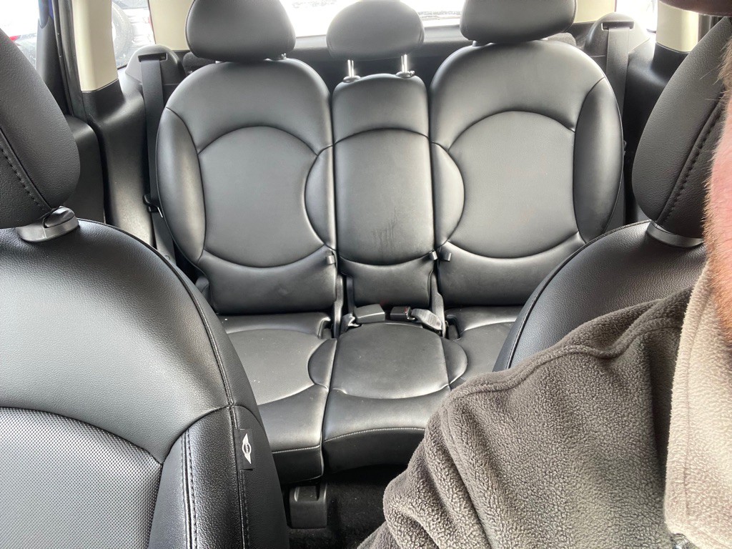 2015 MINI Cooper Image 14