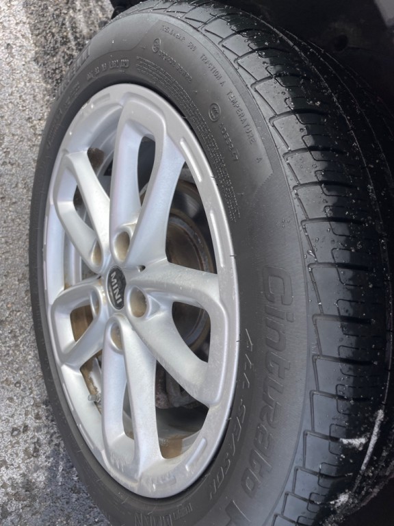 2015 MINI Cooper Image 17