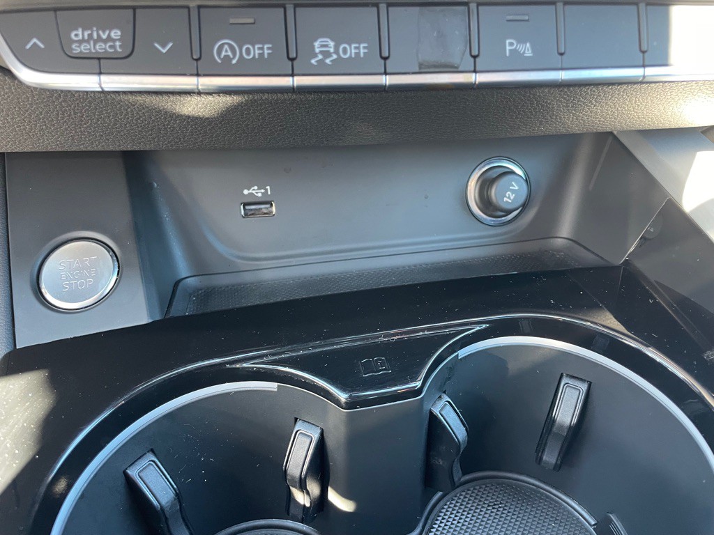 2023 Audi A4 Image 32