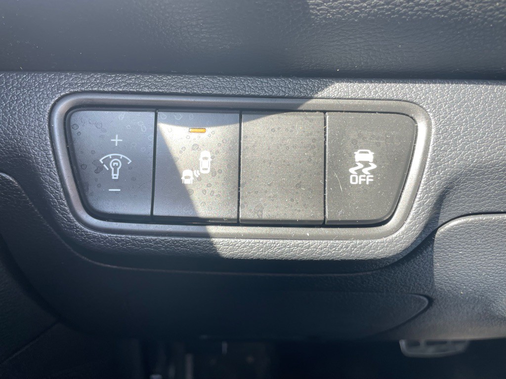 2023 Kia Forte Image 11