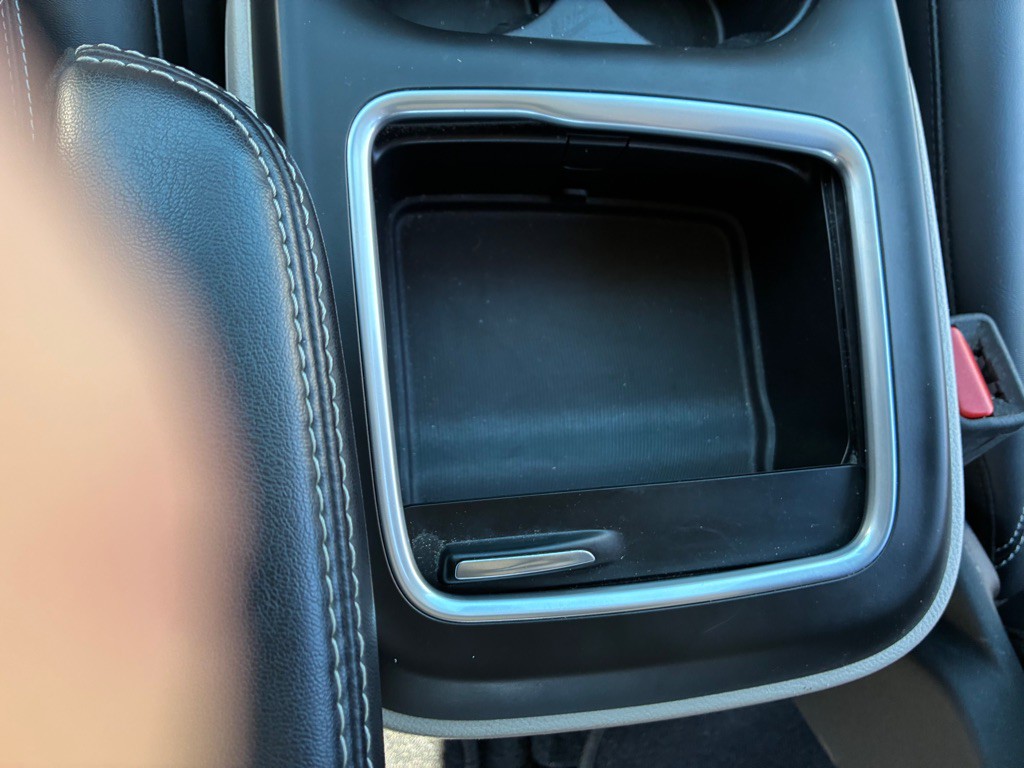 2024 Chrysler Pacifica Image 19