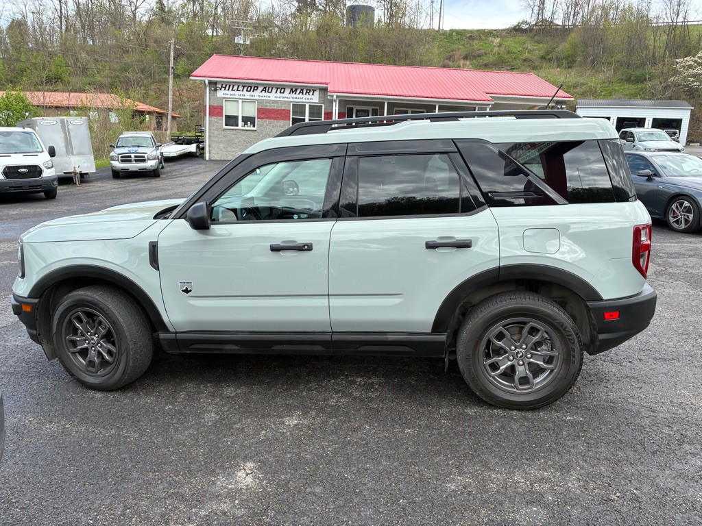 2021 Ford Bronco Image 3