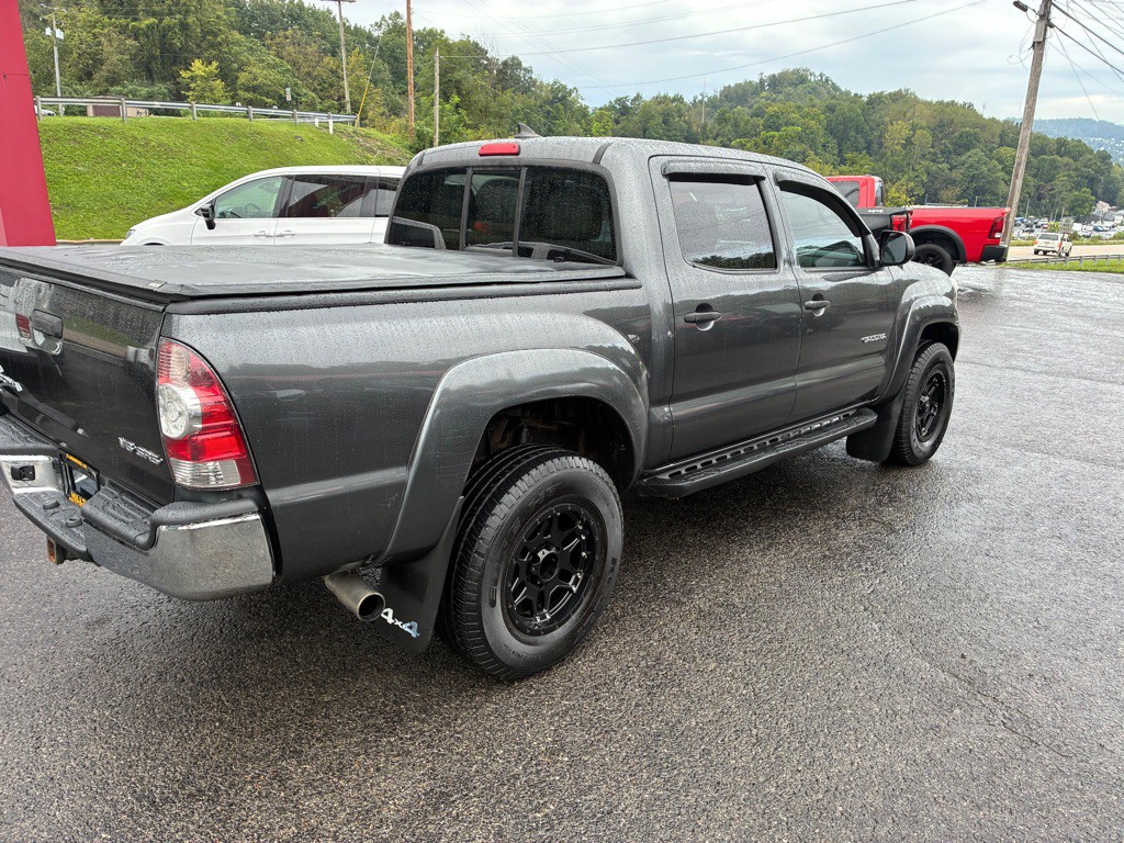 2015 Toyota Tacoma Image 5