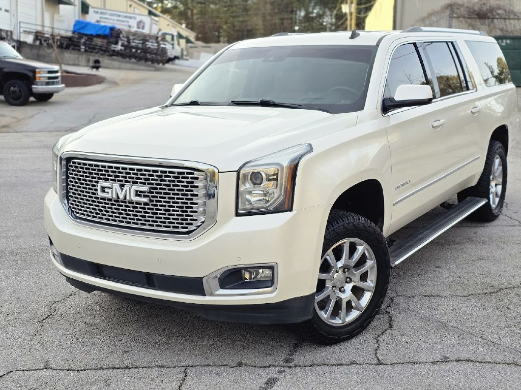 2015 GMC Yukon Image 2