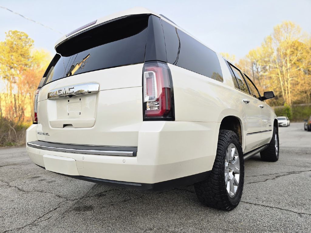 2015 GMC Yukon Image 8