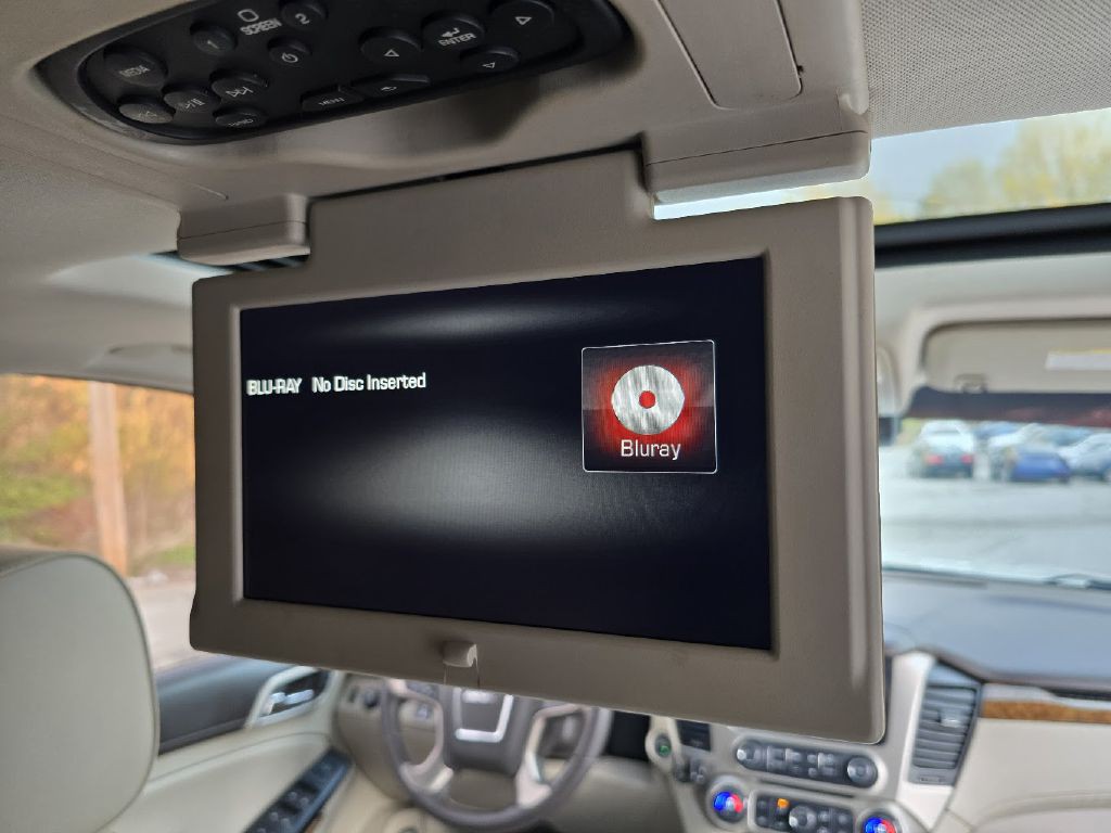 2015 GMC Yukon Image 30