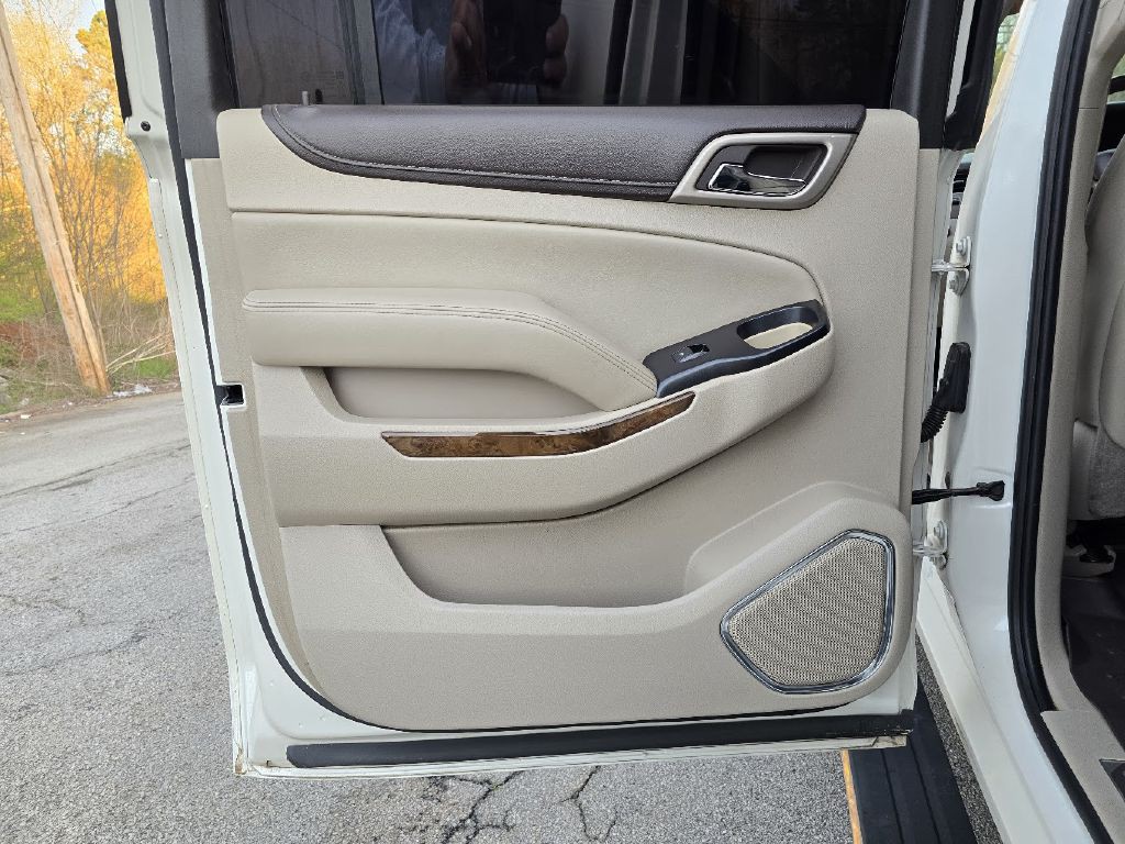 2015 GMC Yukon Image 38