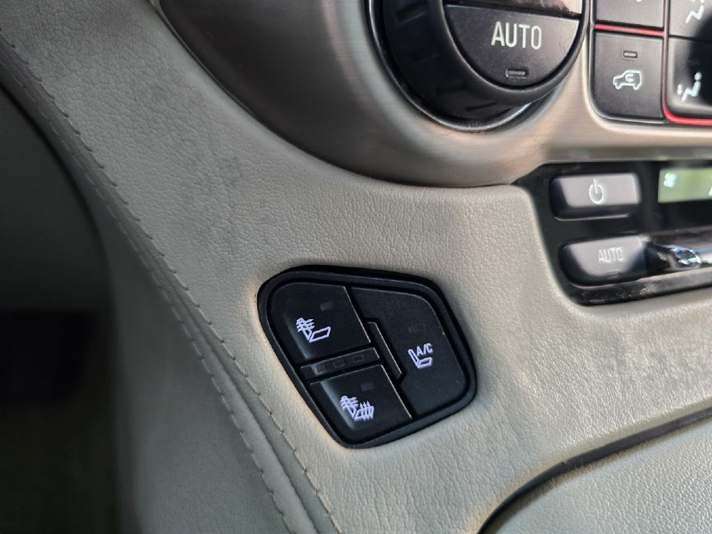 2015 GMC Yukon Image 45